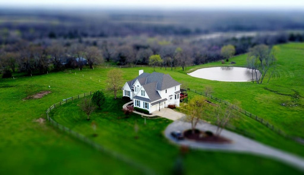 Looking For A Cash Buyer Commercial Property In Massachusetts? Here'S What You Need To Know 1 Cash Buyer Commercial Property In Massachusetts